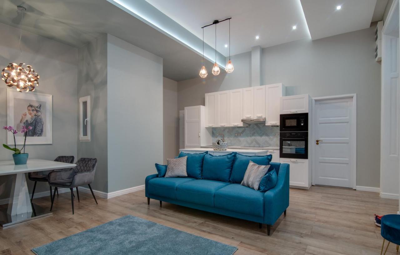 Helios Downtown Martha Budapest